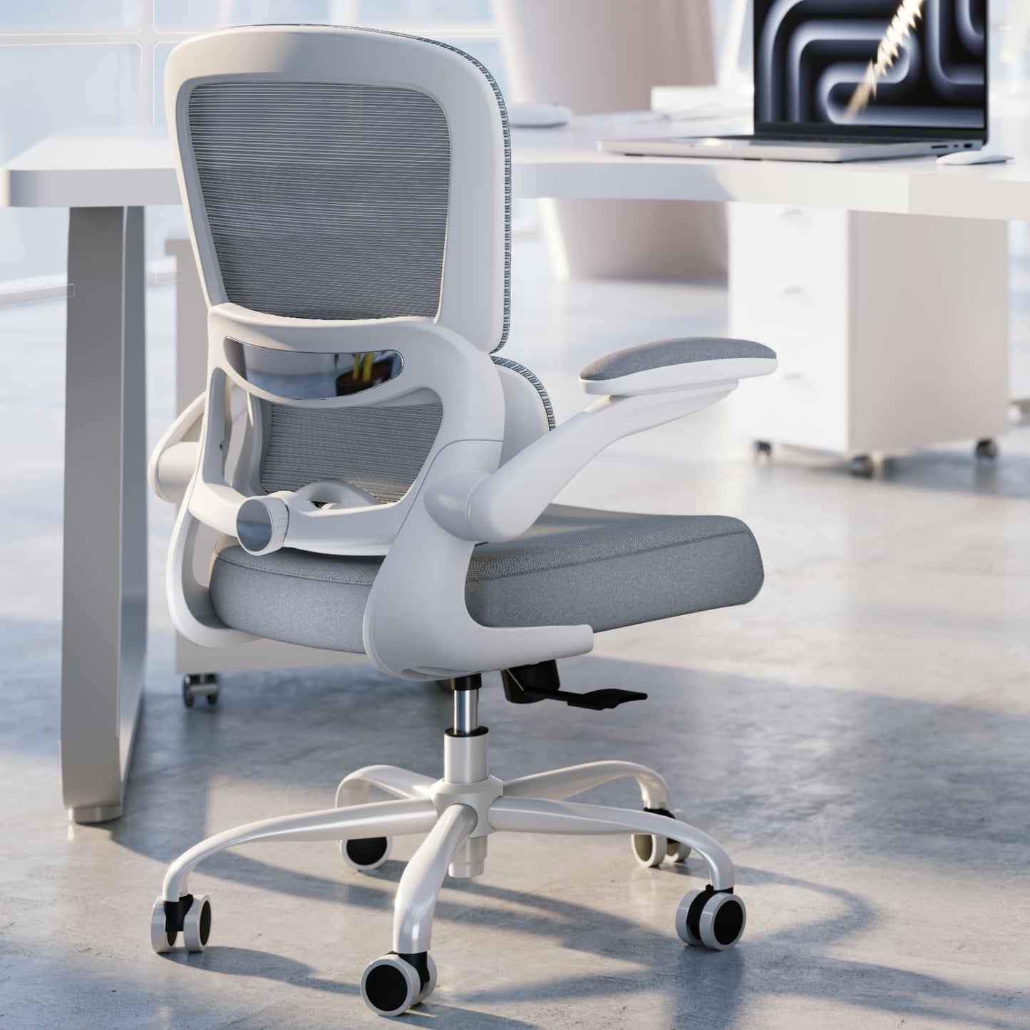 White Ergonomic Office Chair – Mesh Desk Chair with Adjustable Lumbar Support, Comfortable Executive
