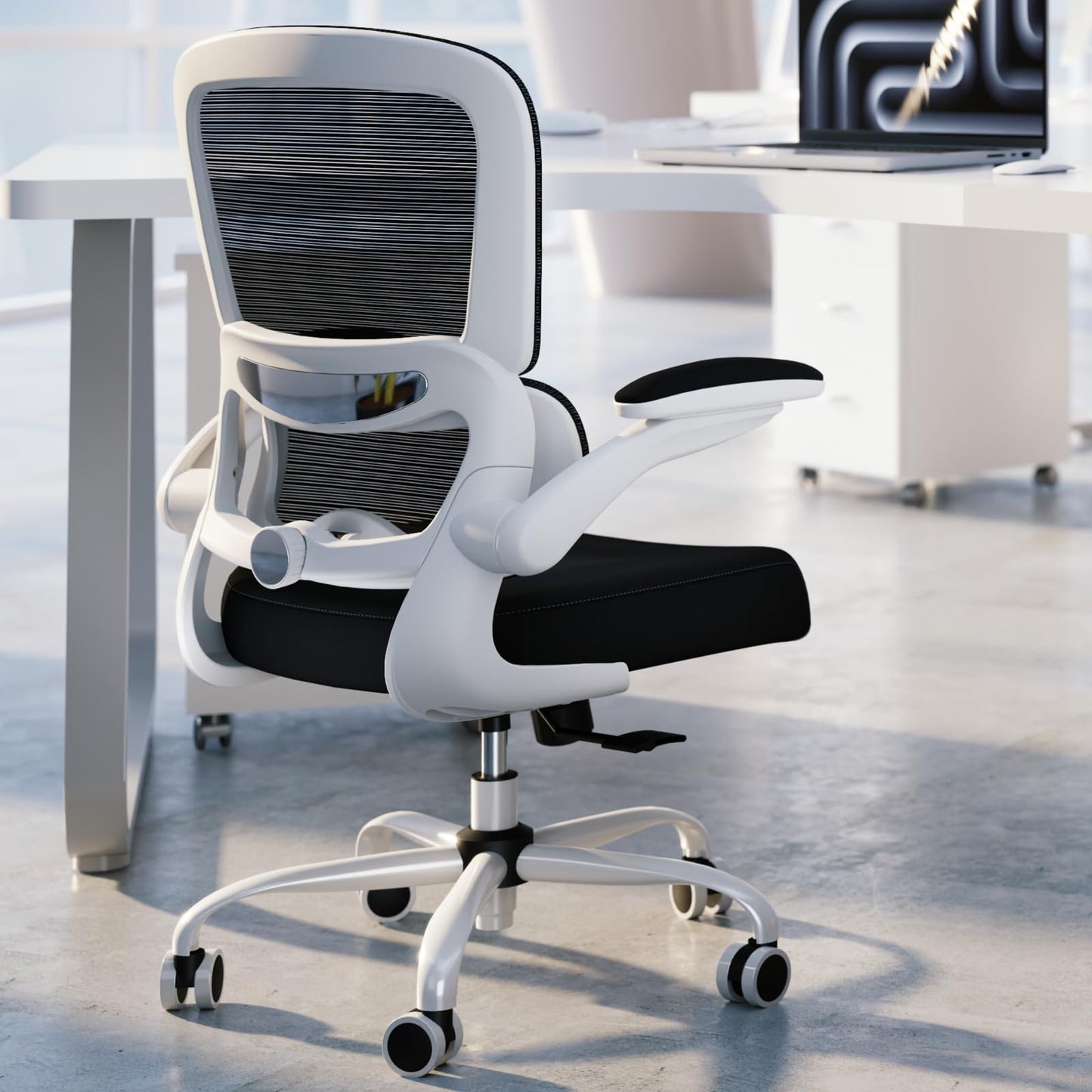 White Ergonomic Office Chair – Mesh Desk Chair with Adjustable Lumbar Support, Comfortable Executive