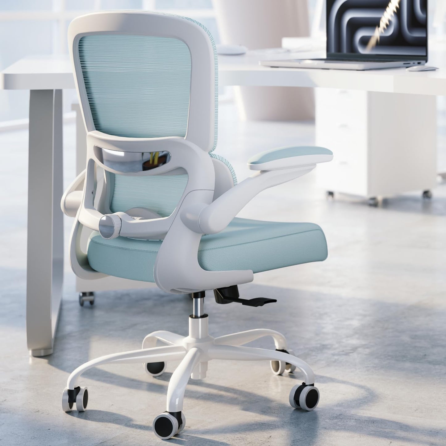 White Ergonomic Office Chair – Mesh Desk Chair with Adjustable Lumbar Support, Comfortable Executive